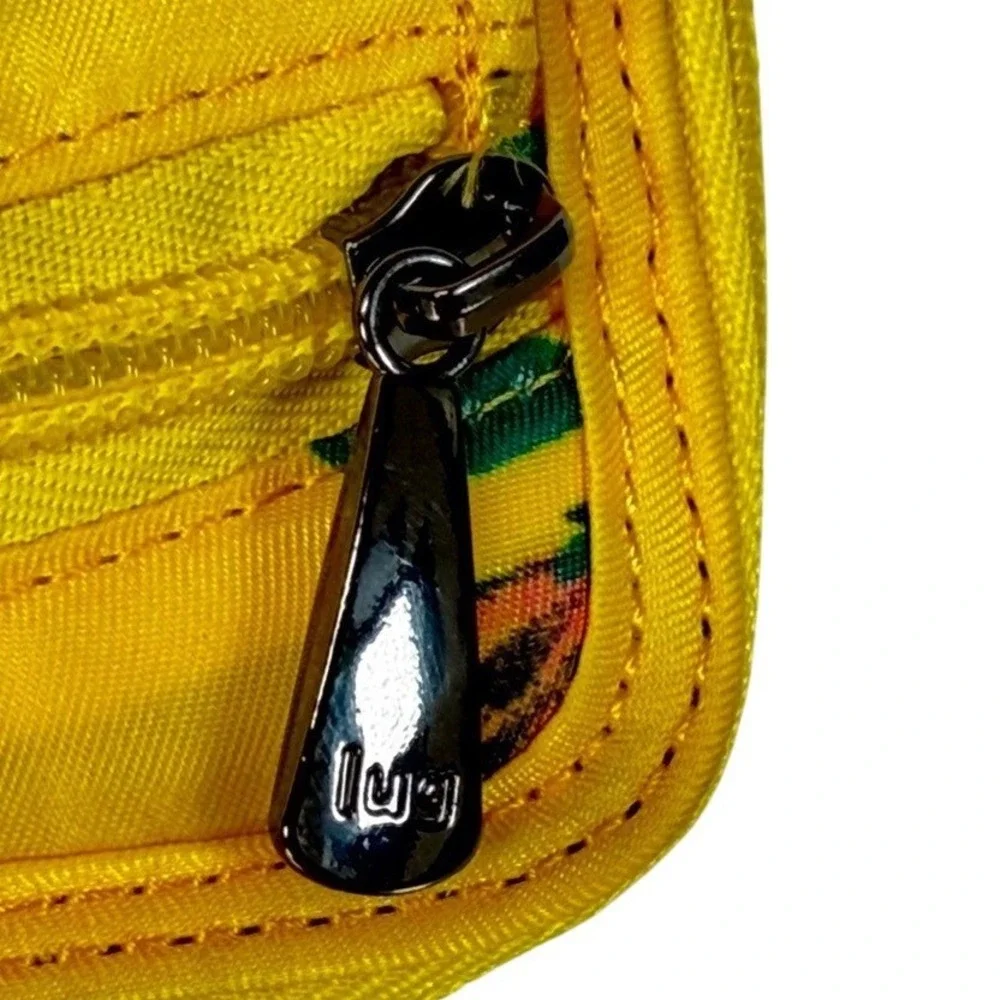 lug vibrant yellow